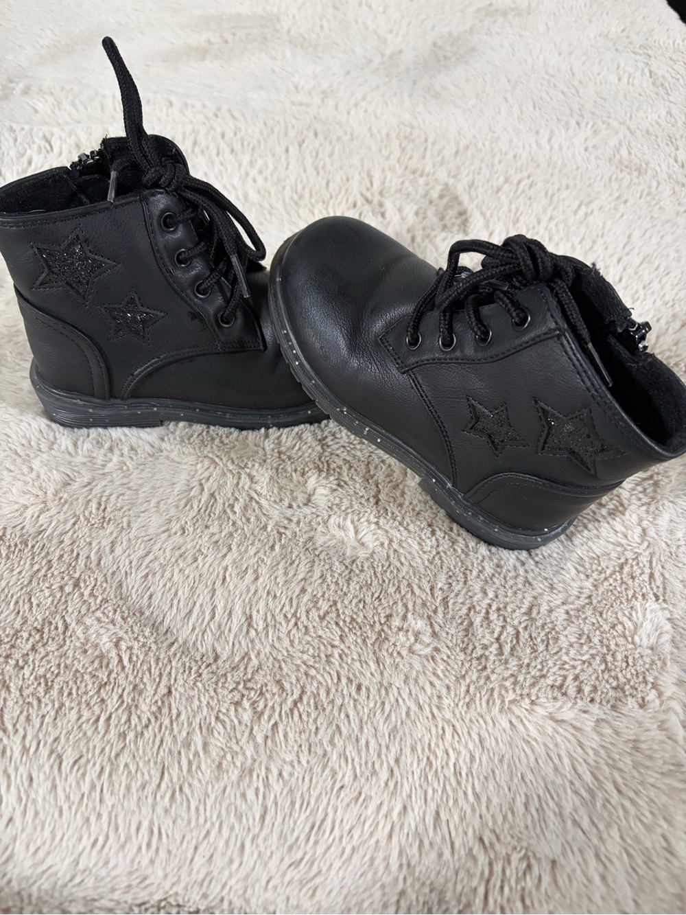 Blowfish Black Lace-Up Star Accent Ankle Boots for Kids